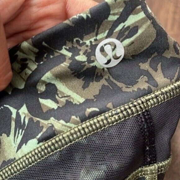 Lululemon Stop at Nothing Crops Full-On Luxtreme Fleur Sombre Desert Olive 6 - Picture 5 of 5